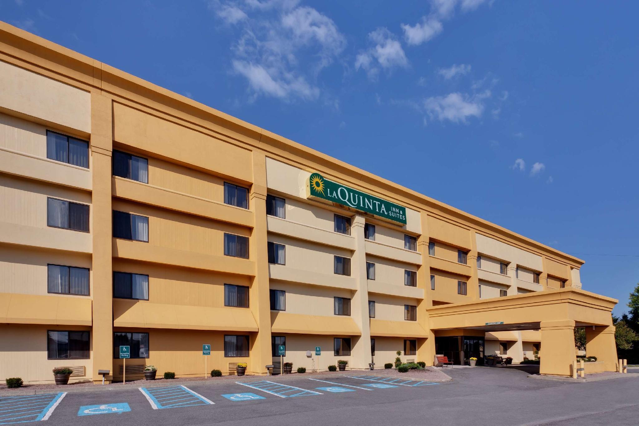 Hotel La Quinta By Wyndham Plattsburgh Zewnętrze zdjęcie
