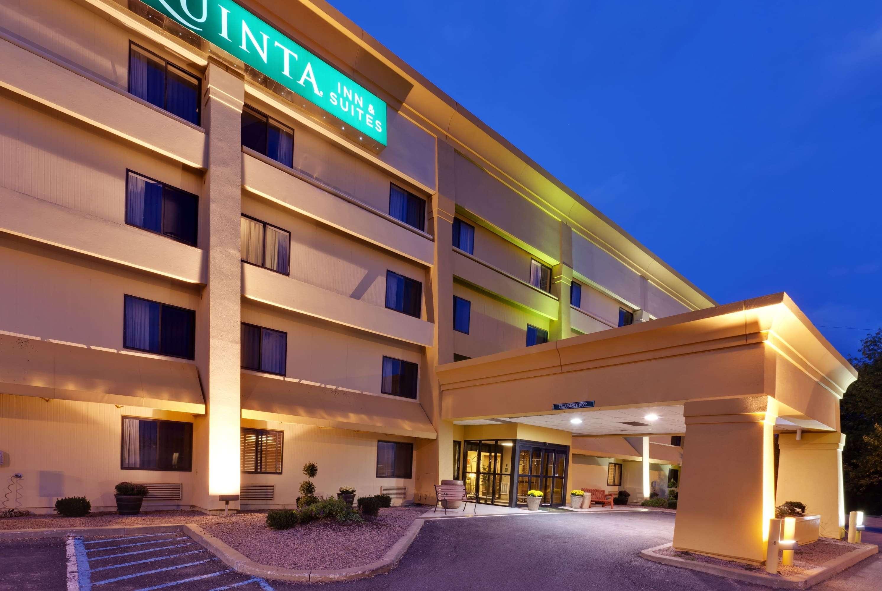 Hotel La Quinta By Wyndham Plattsburgh Zewnętrze zdjęcie